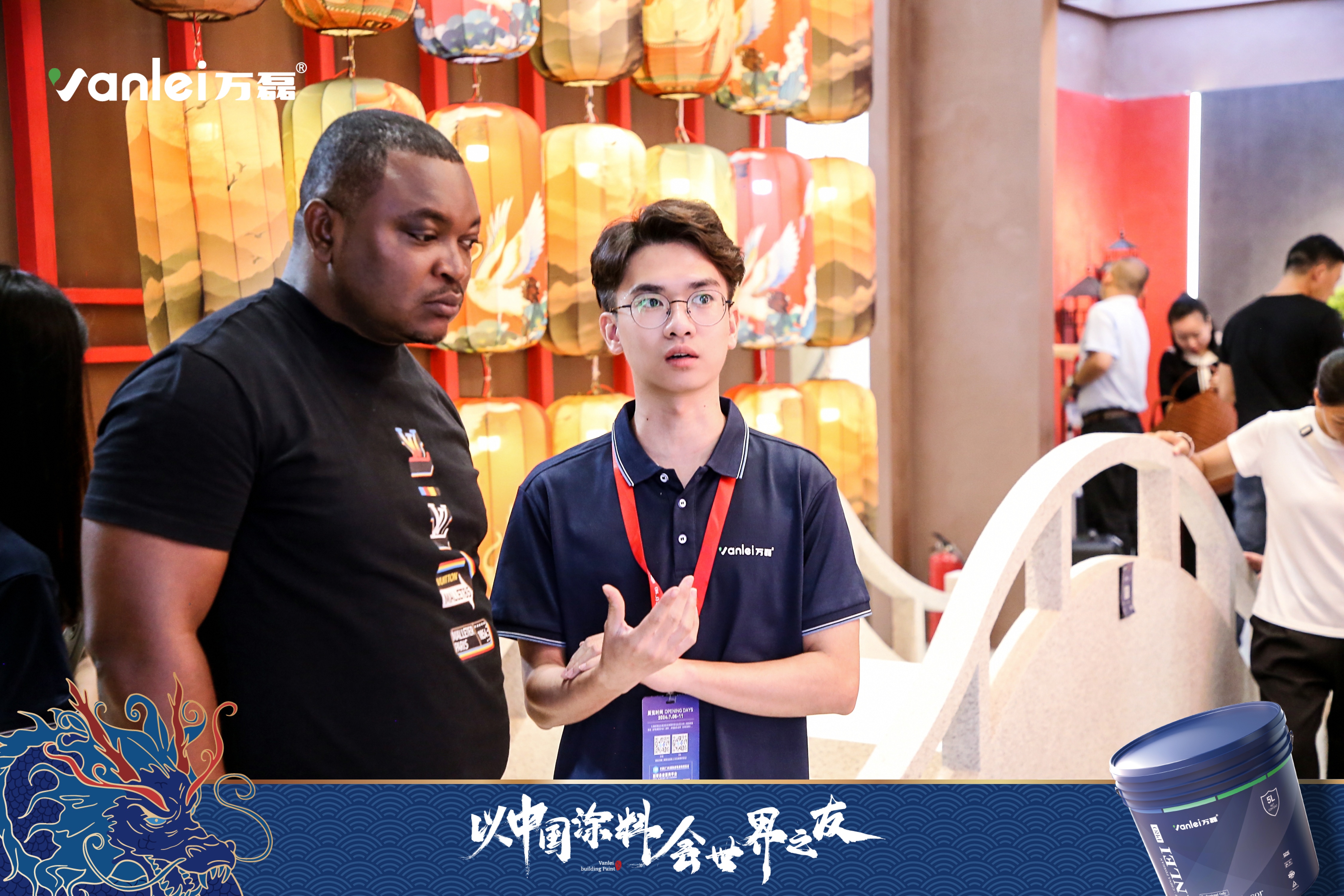 七年蟬聯(lián)展館人氣王！萬(wàn)磊涂料，以中國(guó)涂料，會(huì)世界之友