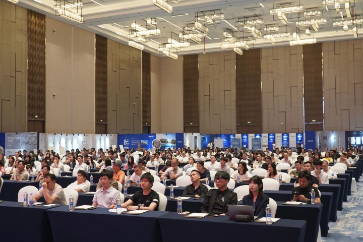 一場發(fā)布會，一場千人狂歡嘉年華 | 2025萬磊廣佛千人行完滿成功