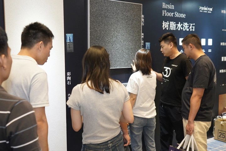 一場發(fā)布會，一場千人狂歡嘉年華 | 2025萬磊廣佛千人行完滿成功